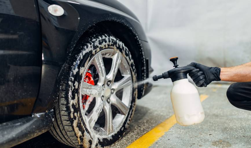 Car Tire Cleaning